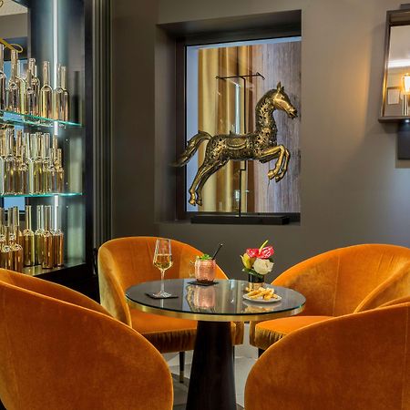 Hotel & Spa Les Sept Fontaines Best Western Premier トゥールニュ エクステリア 写真