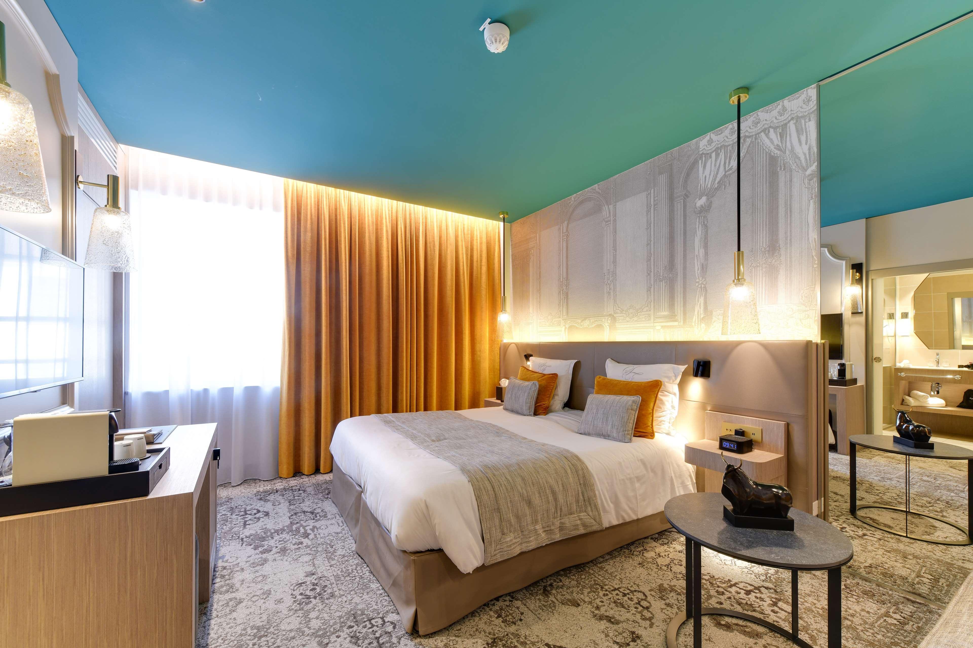 Hotel & Spa Les Sept Fontaines Best Western Premier トゥールニュ エクステリア 写真