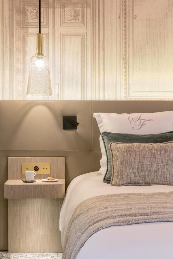 Hotel & Spa Les Sept Fontaines Best Western Premier トゥールニュ エクステリア 写真